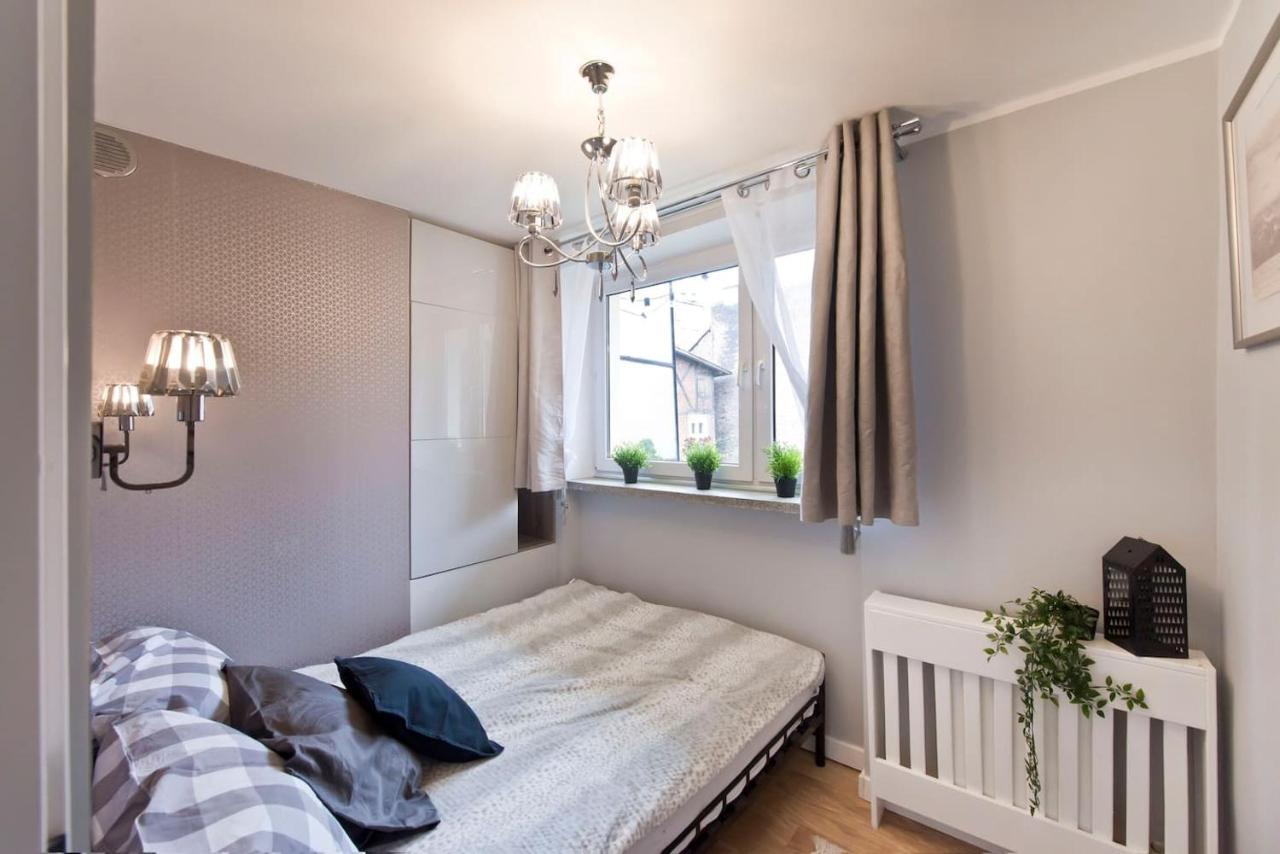 Stay Hip In Vibrant Centrally Located Apartment In Old Town 그단스크 외부 사진