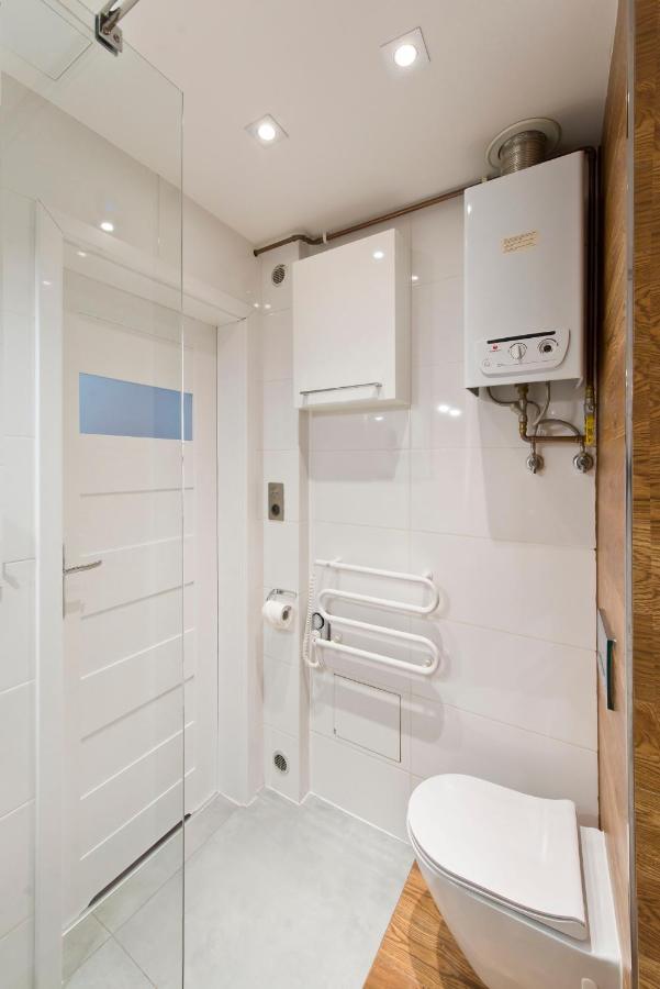 Stay Hip In Vibrant Centrally Located Apartment In Old Town 그단스크 외부 사진
