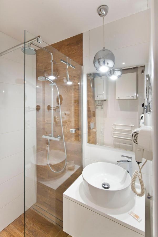 Stay Hip In Vibrant Centrally Located Apartment In Old Town 그단스크 외부 사진